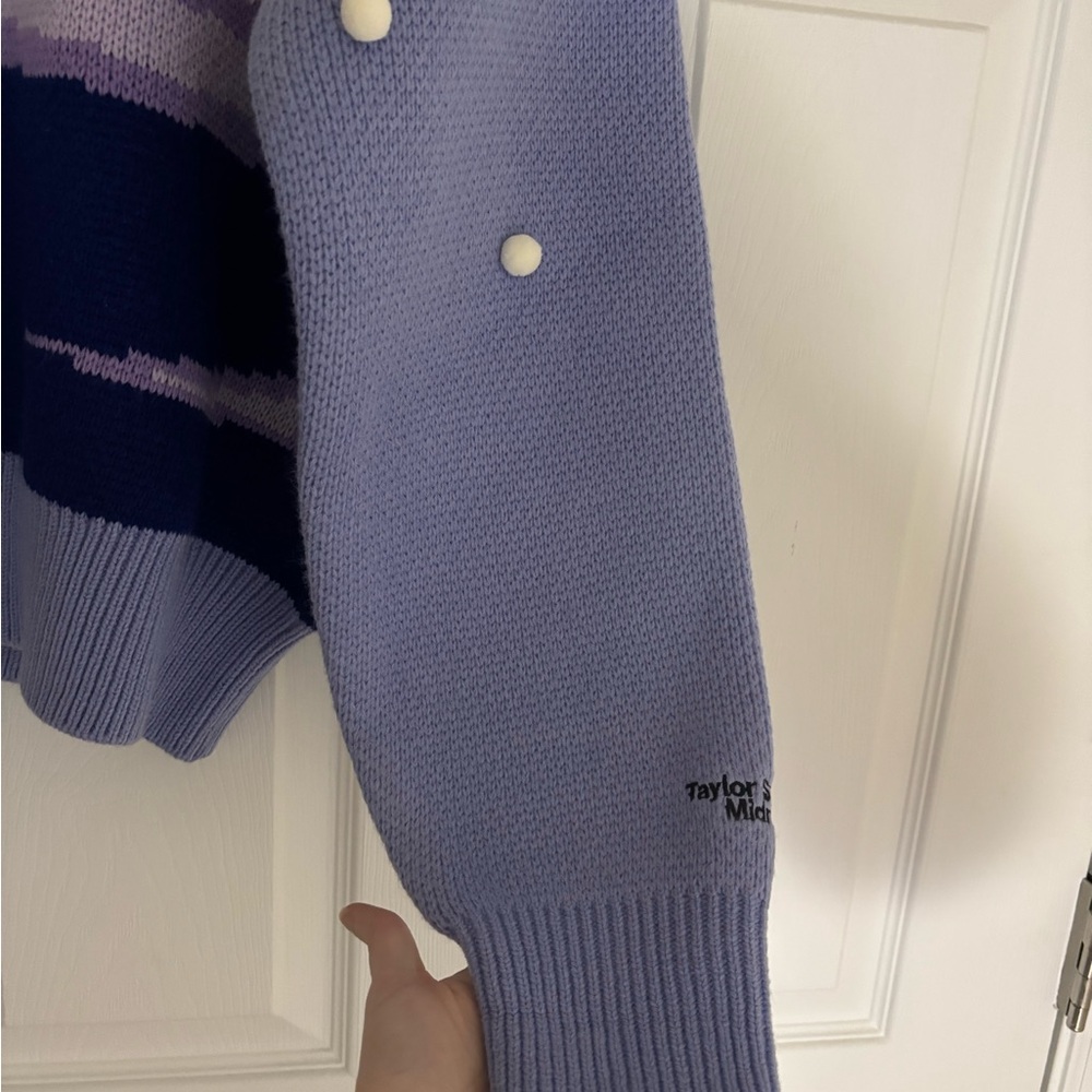 Like snow on the beach sweater - Picture 2 of 7